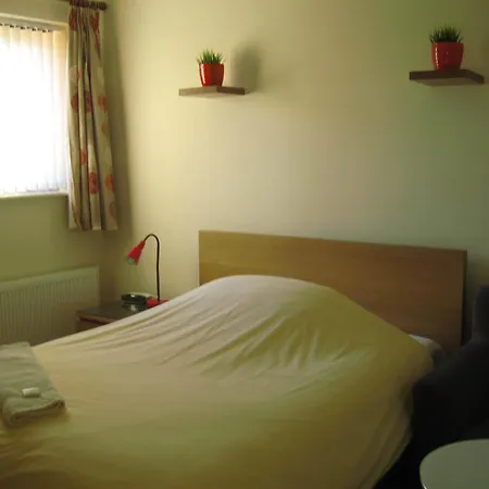 Simpson'S Apartments Давентри Номер фото